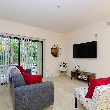 Located Perfectly 2 Bedroom Downtown Los Angeles ลอสแอนเจลิส ภายนอก รูปภาพ