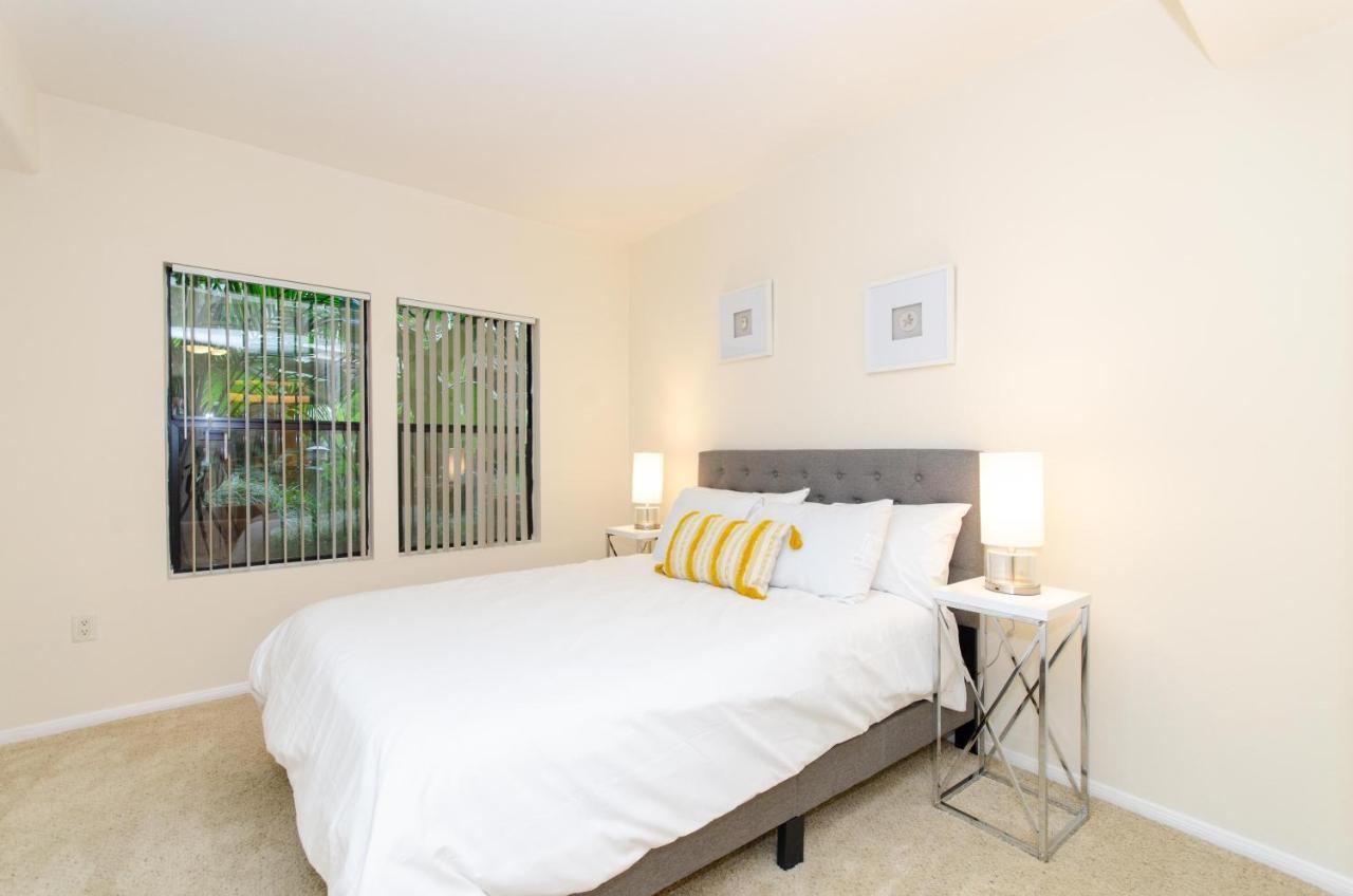 Located Perfectly 2 Bedroom Downtown Los Angeles ลอสแอนเจลิส ภายนอก รูปภาพ