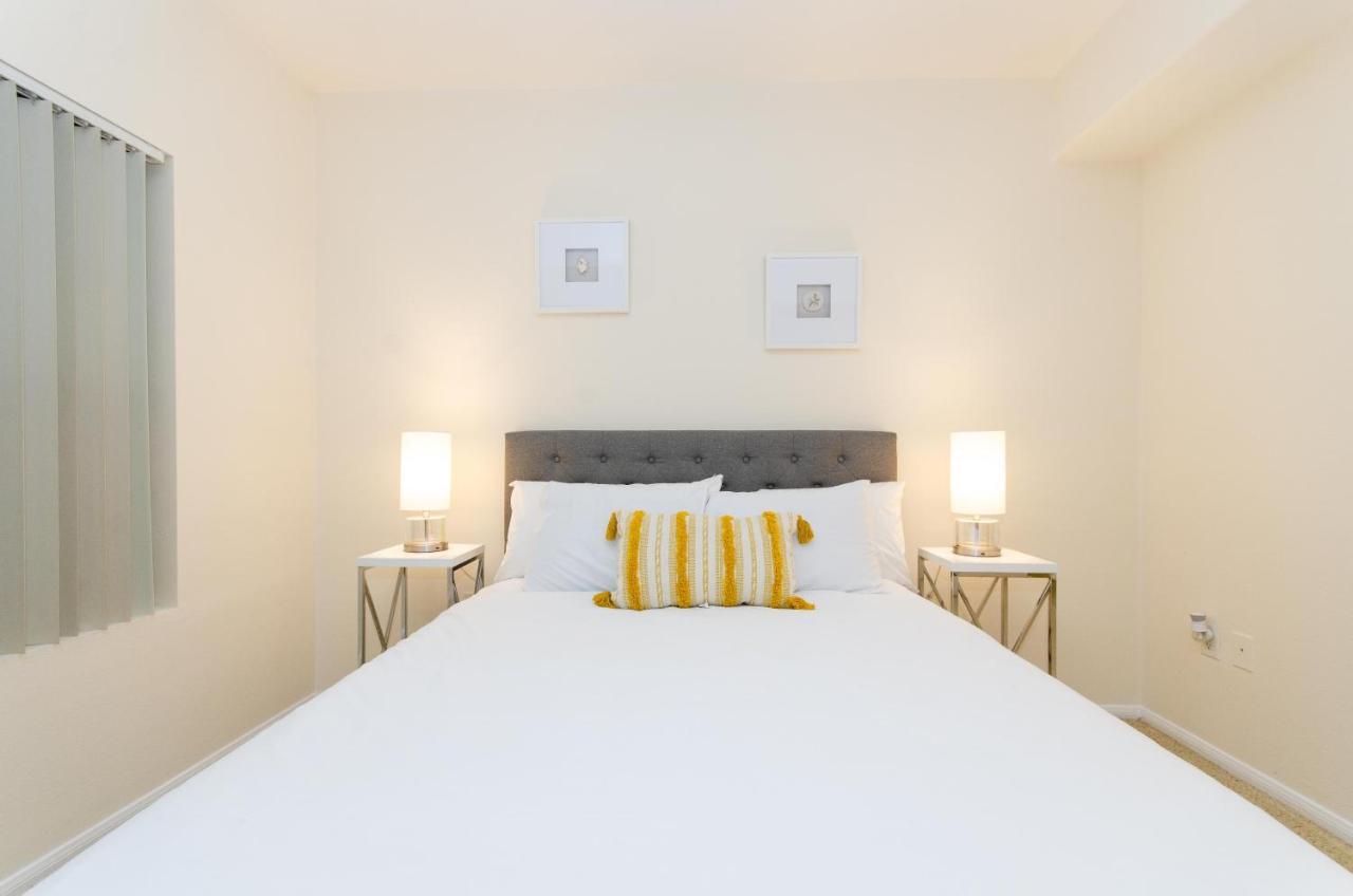 Located Perfectly 2 Bedroom Downtown Los Angeles ลอสแอนเจลิส ภายนอก รูปภาพ