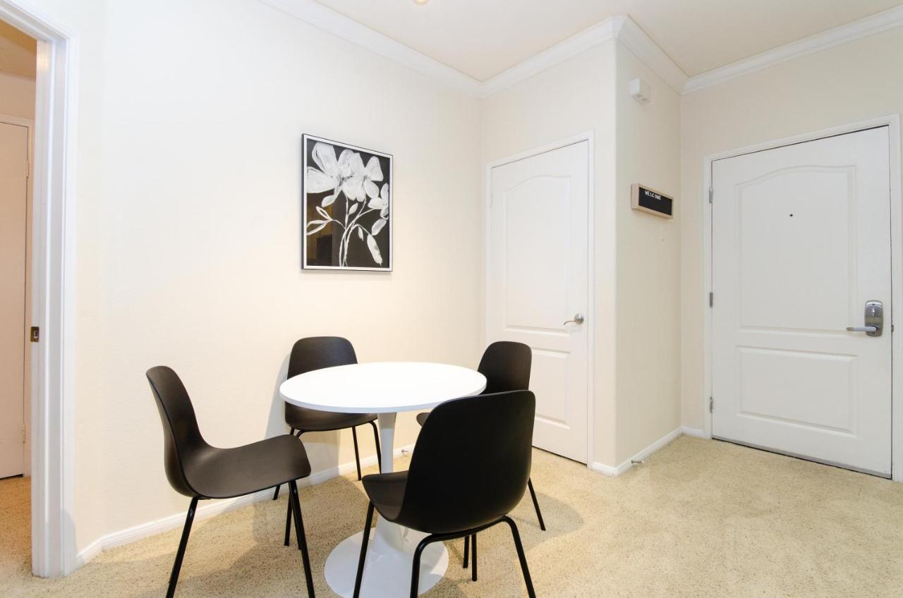 Located Perfectly 2 Bedroom Downtown Los Angeles ลอสแอนเจลิส ภายนอก รูปภาพ